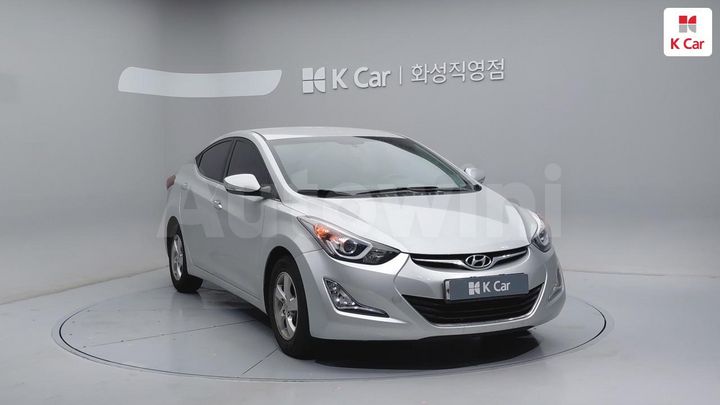 Hyundai Avante 2015 — 3