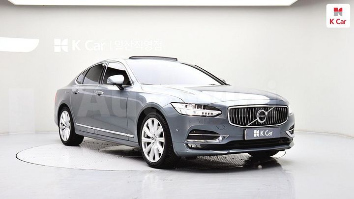 Volvo S90 2019 — 3