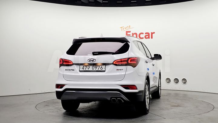 Hyundai SantaFe 2016 — 4