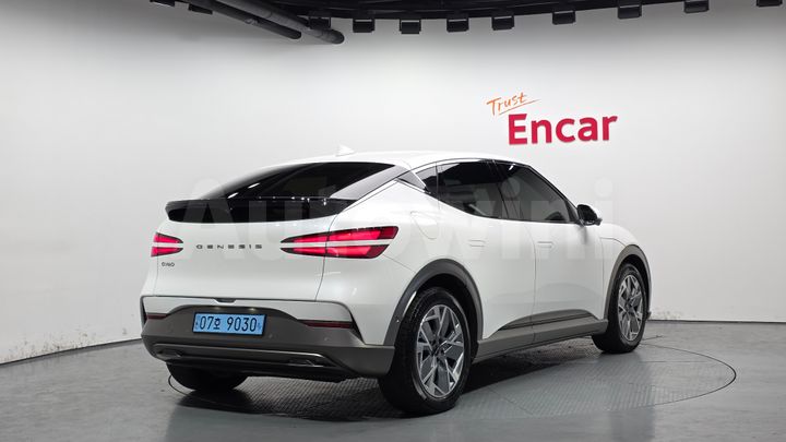 Genesis GV60 2023 — 2