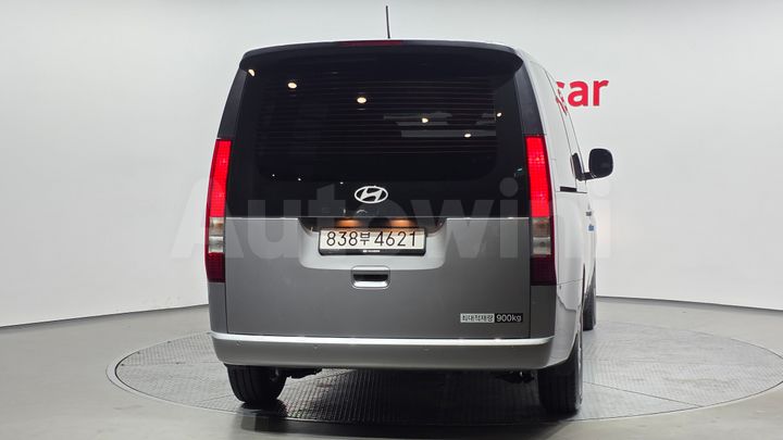 Hyundai Staria 2025 — 4