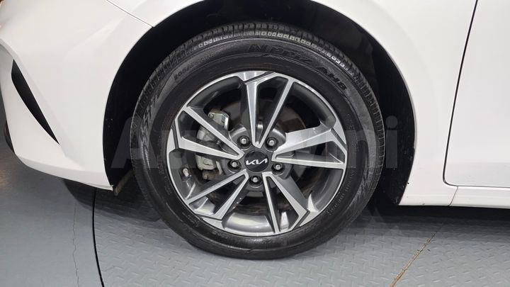 Kia K3 2024 — 5