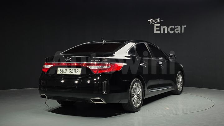 Hyundai Grandeur 2015 — 2