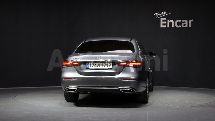 Mercedes-Benz E Class 2021 — 4