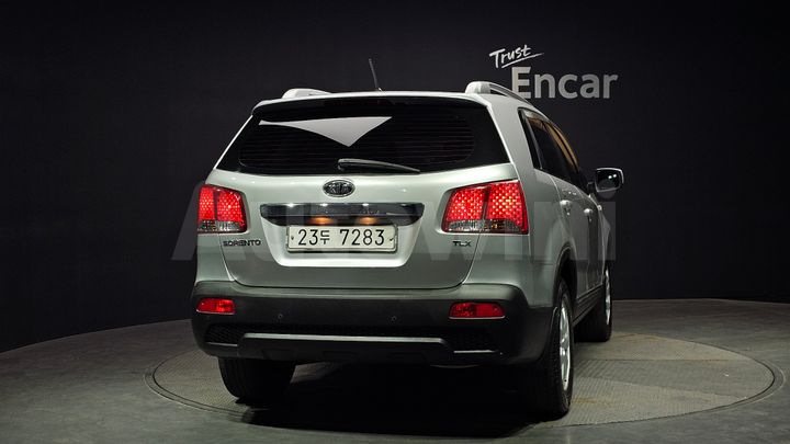 Kia Sorento 2010 — 4