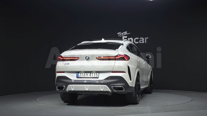 BMW X6 2022 — 4