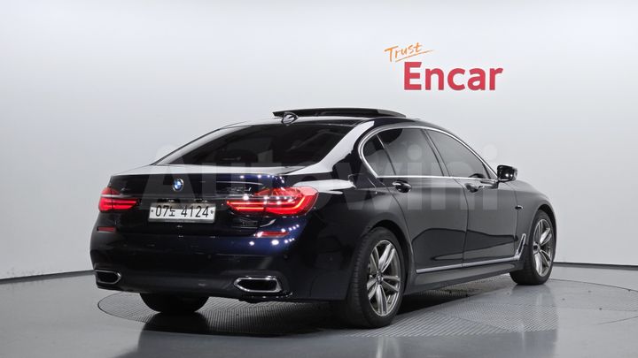 BMW 7 Series 2017 — 2