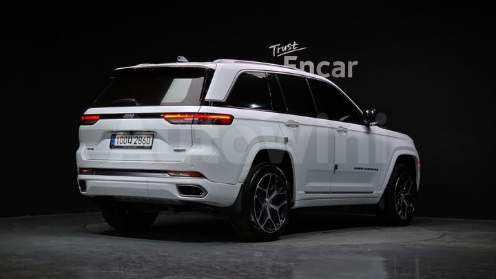 Jeep Cherokee 2023 — 2