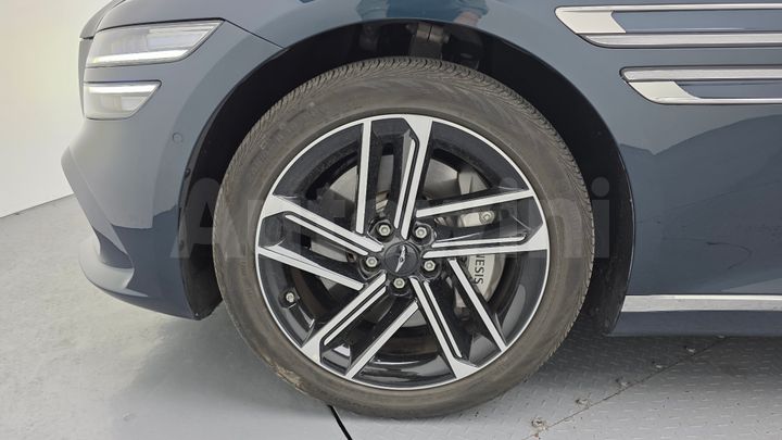 Genesis G80 2025 — 5