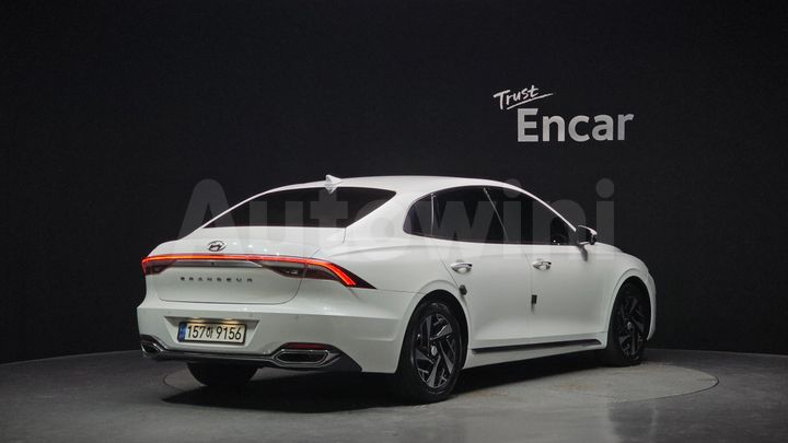Hyundai Grandeur 2022 — 2