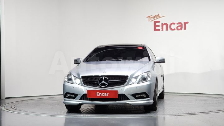 Mercedes Benz E Class 2011 — 3