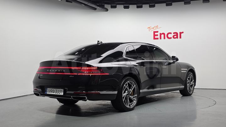 Genesis G90 2024 — 2