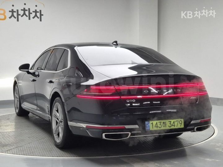 Genesis G90 2023 — 2