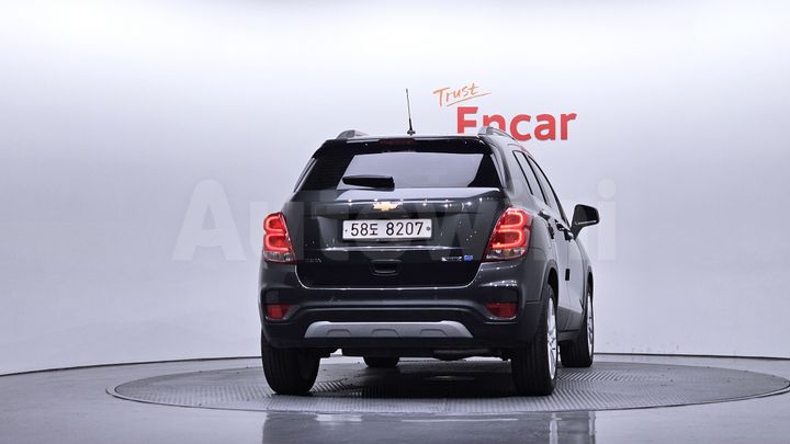 Chevrolet Trax 2018 — 4