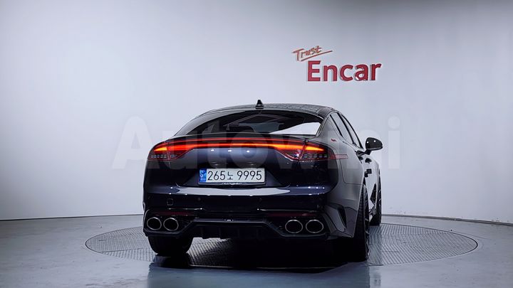 Kia Stinger 2018 — 4