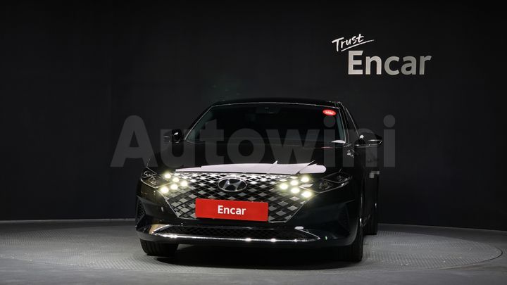 Hyundai Grandeur 2023 — 3