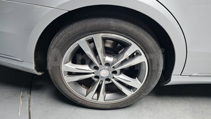 Mercedes Benz E Class 2014 — 5