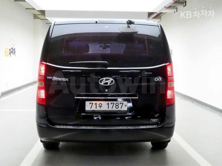 Hyundai Starex 2011 — 3