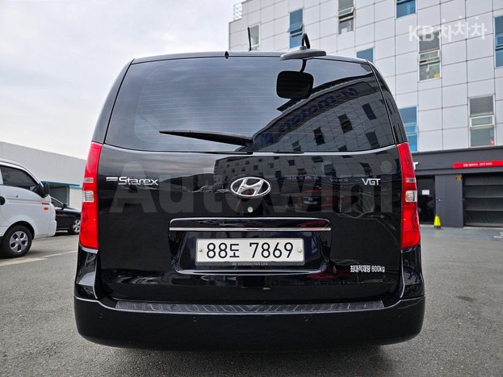 Hyundai Starex 2017 — 5