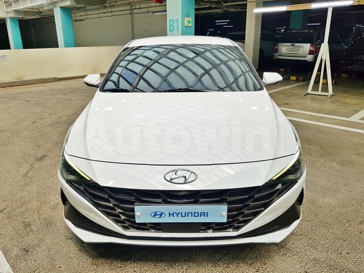 Hyundai Avante 2022 — 3