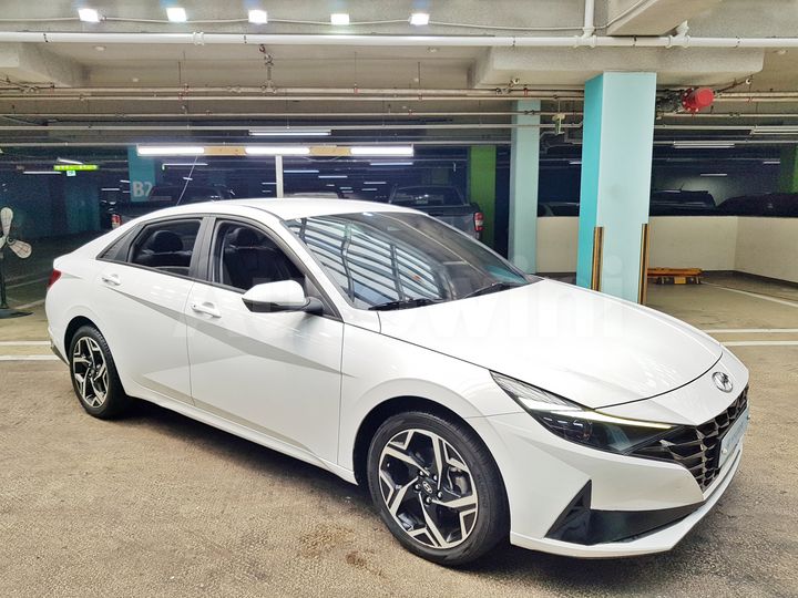 Hyundai Avante 2022 — 4