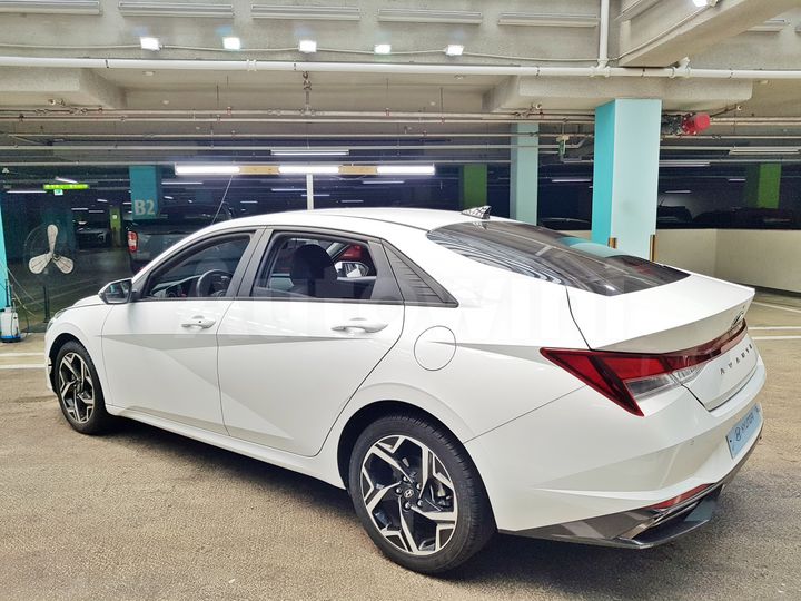Hyundai Avante 2022 — 5