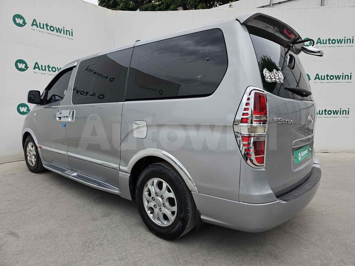 Hyundai Starex 2011 — 3