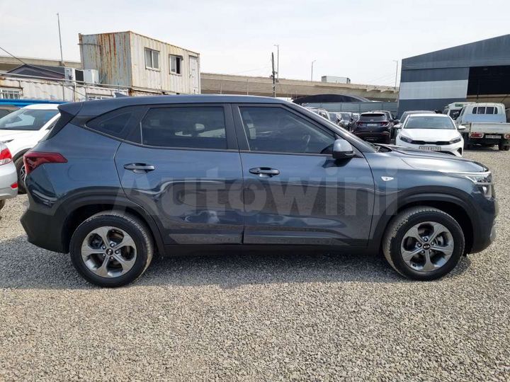 Kia Seltos 2022 — 5
