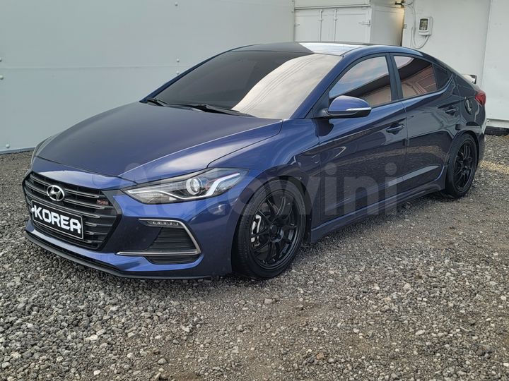 Hyundai Avante 2017 — 3