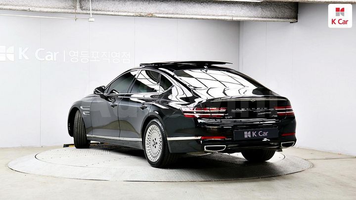 Genesis G80 2021 — 2