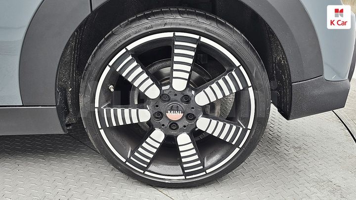 Mini Cooper 2023 — 5