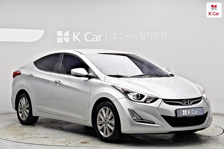 Hyundai Avante 2015 — 3