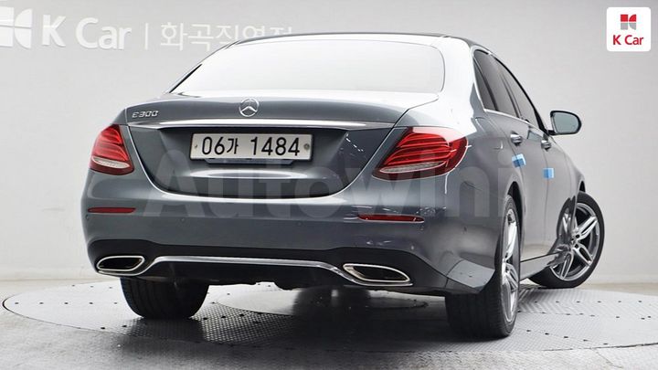 Mercedes Benz E Class