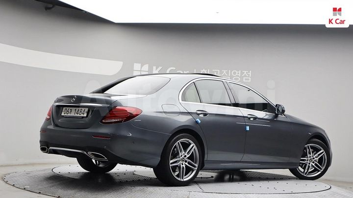 Mercedes Benz E Class 2018 — 4