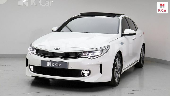 Kia K5 2017 — 2