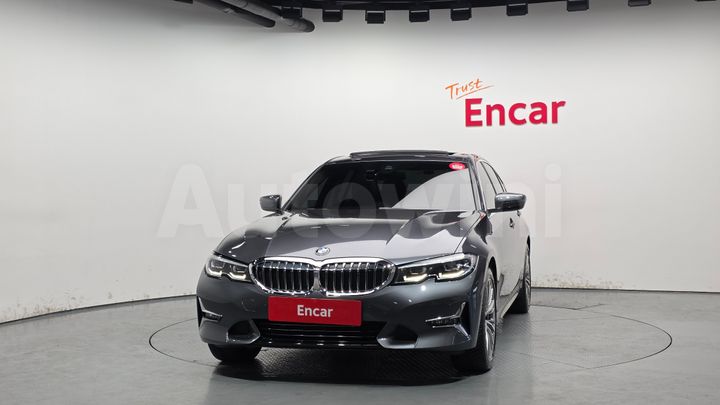BMW 3 Series 2020 — 3