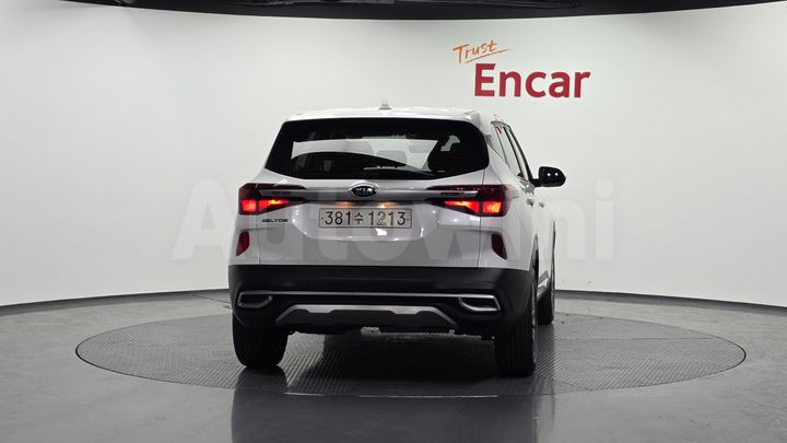 Kia Seltos 2022 — 4