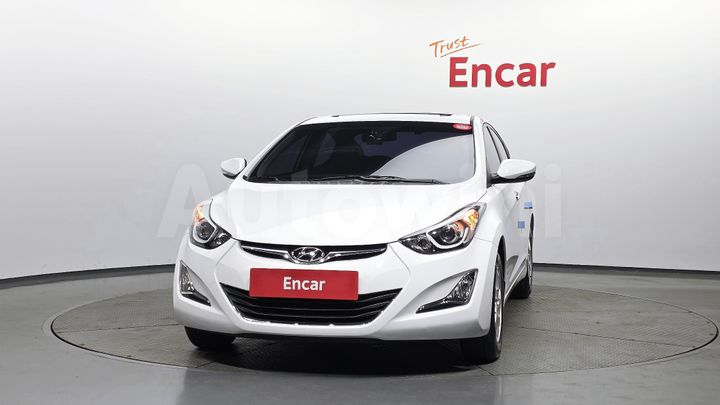 Hyundai Avante 2014 — 3