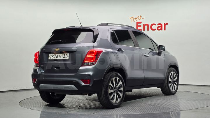 Chevrolet Trax 2020 — 2