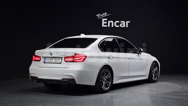 BMW 3 Series 2017 — 2
