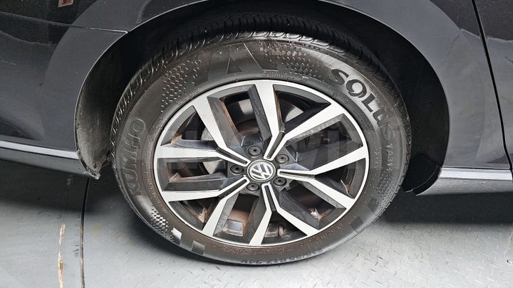 Volkswagen Passat 2018 — 5
