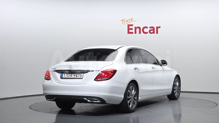Mercedes-Benz C Class 2017 — 3