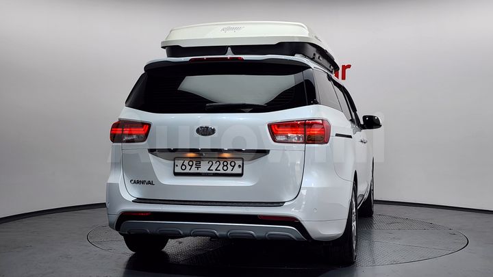 Kia Carnival 2017 — 4