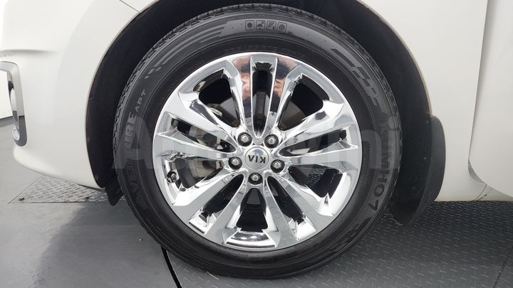 Kia Carnival 2017 — 5