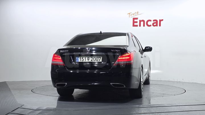 Hyundai Equus 2015 — 4