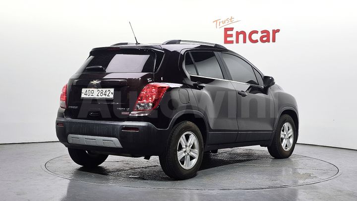 Chevrolet Trax 2015 — 2