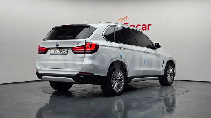 BMW X5 2016 — 2