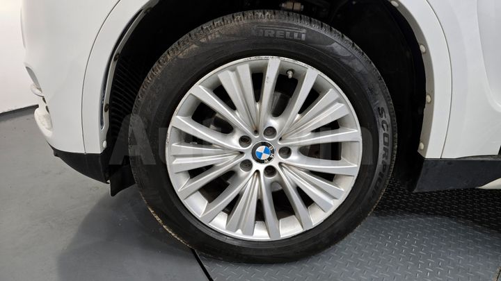 BMW X5 2016 — 5