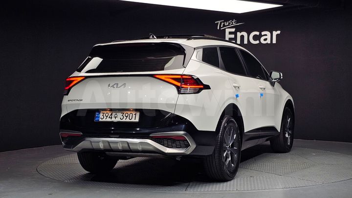 Kia Sportage 2023 — 2