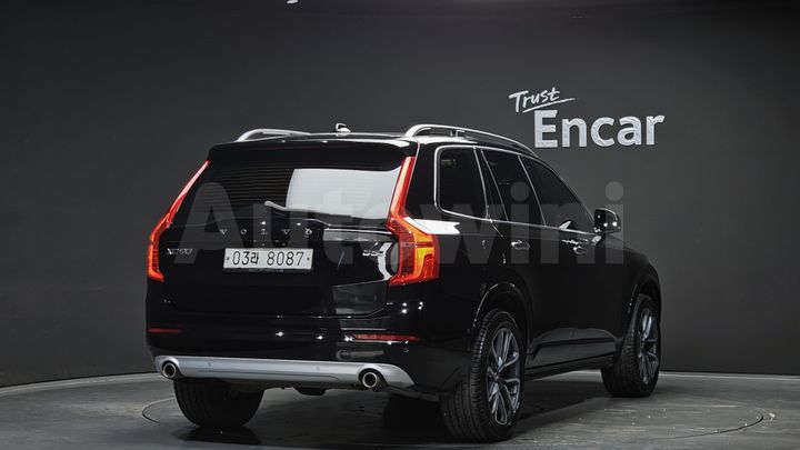 Volvo XC90 2018 — 2